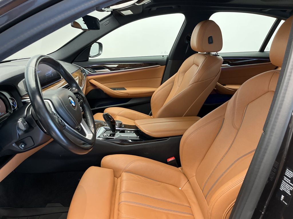 Thumbnail: 2019 BMW 5 Series - 12