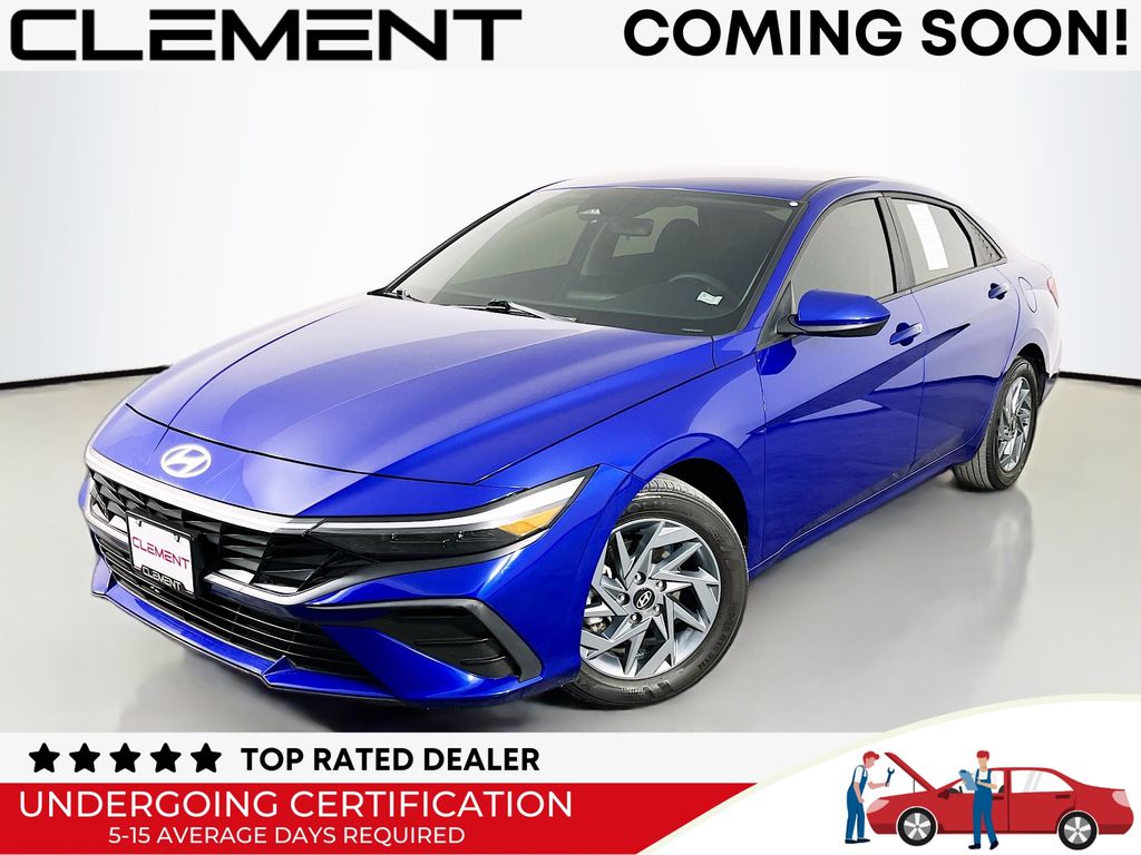 2024 Hyundai Elantra SEL FWD