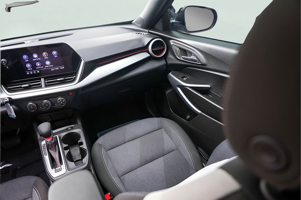 Used Car 2025 Chevrolet Trax  1rs For Sale Under $25,000 In Austin, Texas