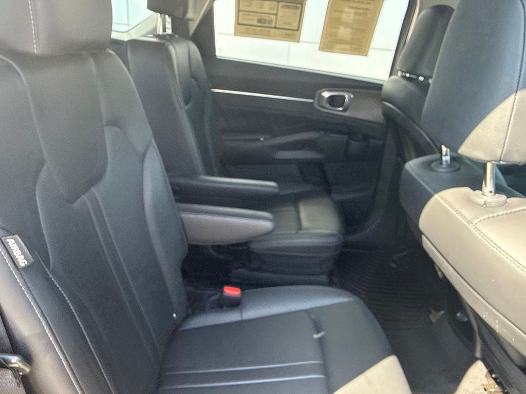 2024 Kia Sorento SX
