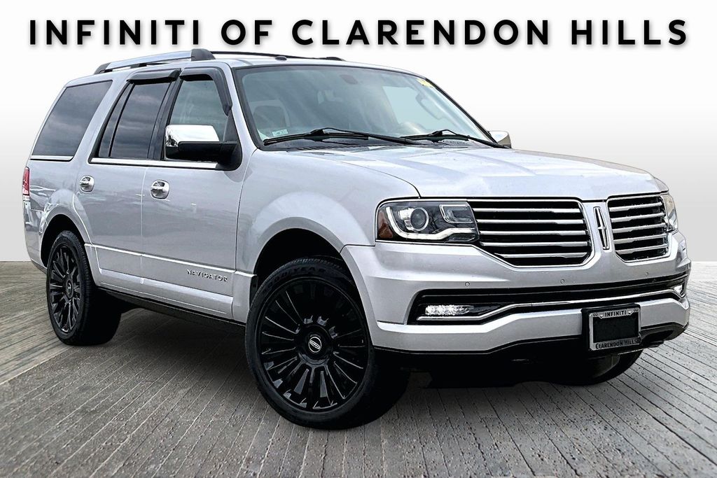 Ingot Silver Metallic 2015 Lincoln Navigator 4WD SUV / Crossover Four-Wheel Drive 6-Speed Automatic