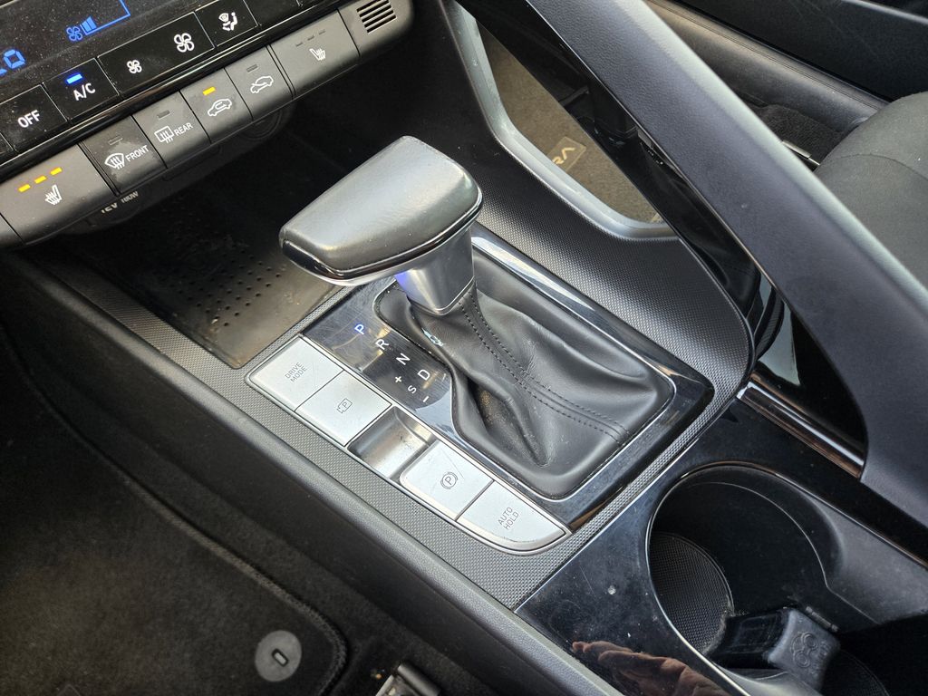 2022 Hyundai Elantra SEL Silver at DeMontrond Gulf Freeway
