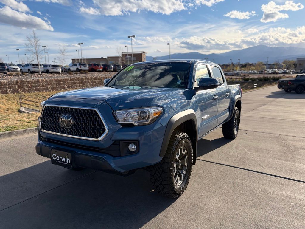 View vehicle photo 5