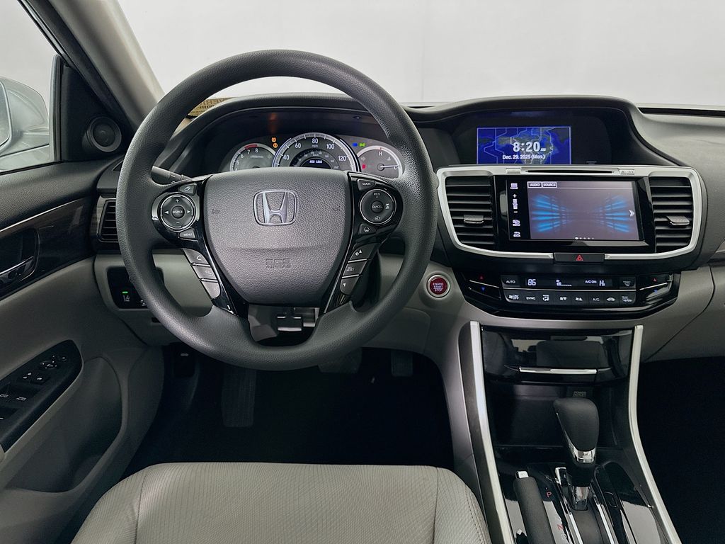 Thumbnail: 2016 Honda Accord - 22