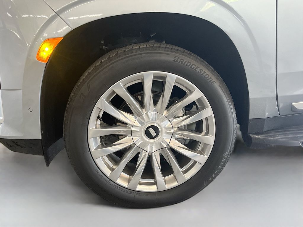 Used 2023 Silver Cadillac Premium Luxury image 31