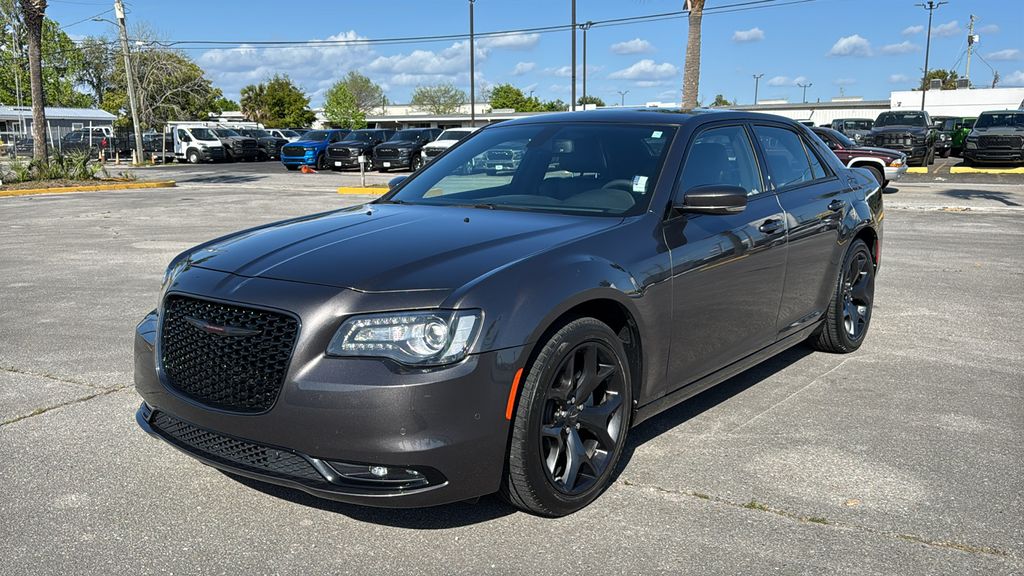 Gray (Granite Crystal Metallic Clearcoat) 2023 Chrysler 300 S V6 RWD Sedan Rear-Wheel Drive 8-Speed Automatic