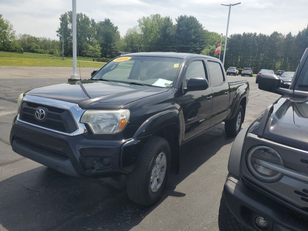 View vehicle photo 4