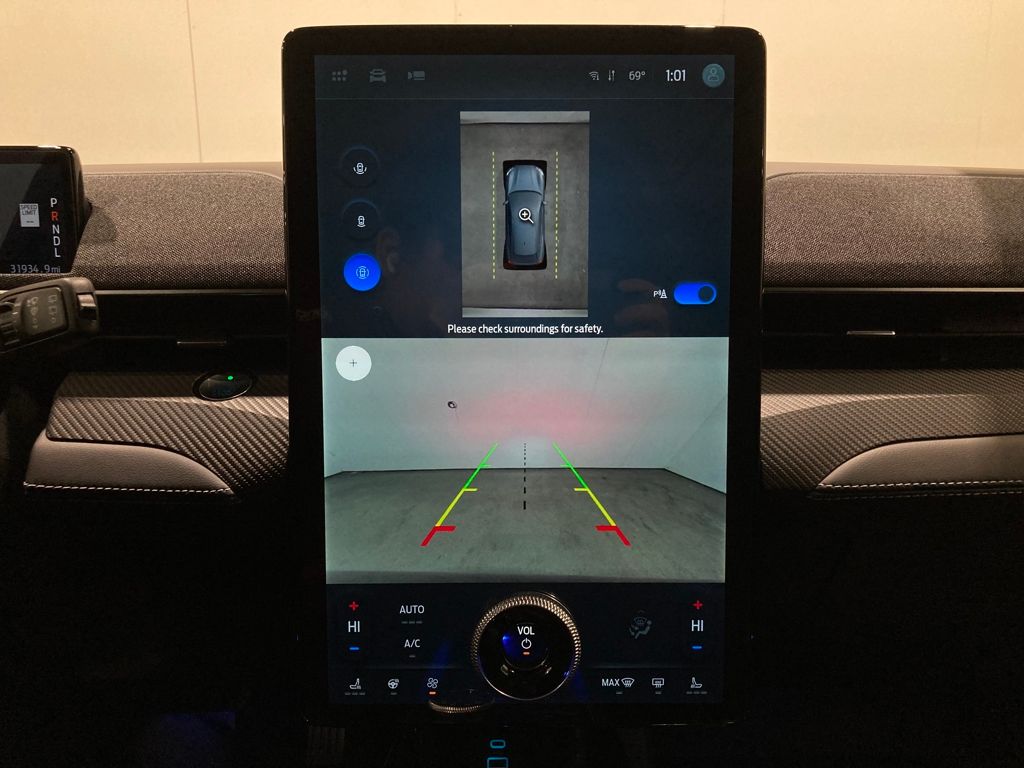 2022 Ford Mustang Mach-E Premium