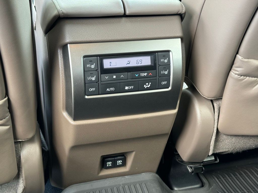 2023 Lexus GX 460 Luxury 18