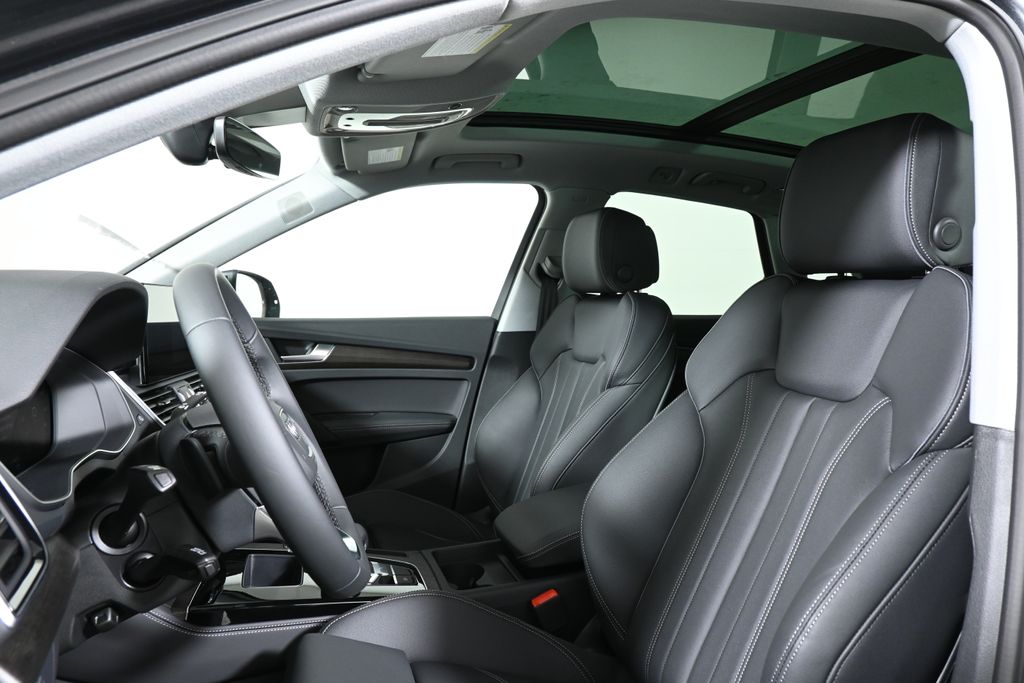 2025 Audi Q5  13