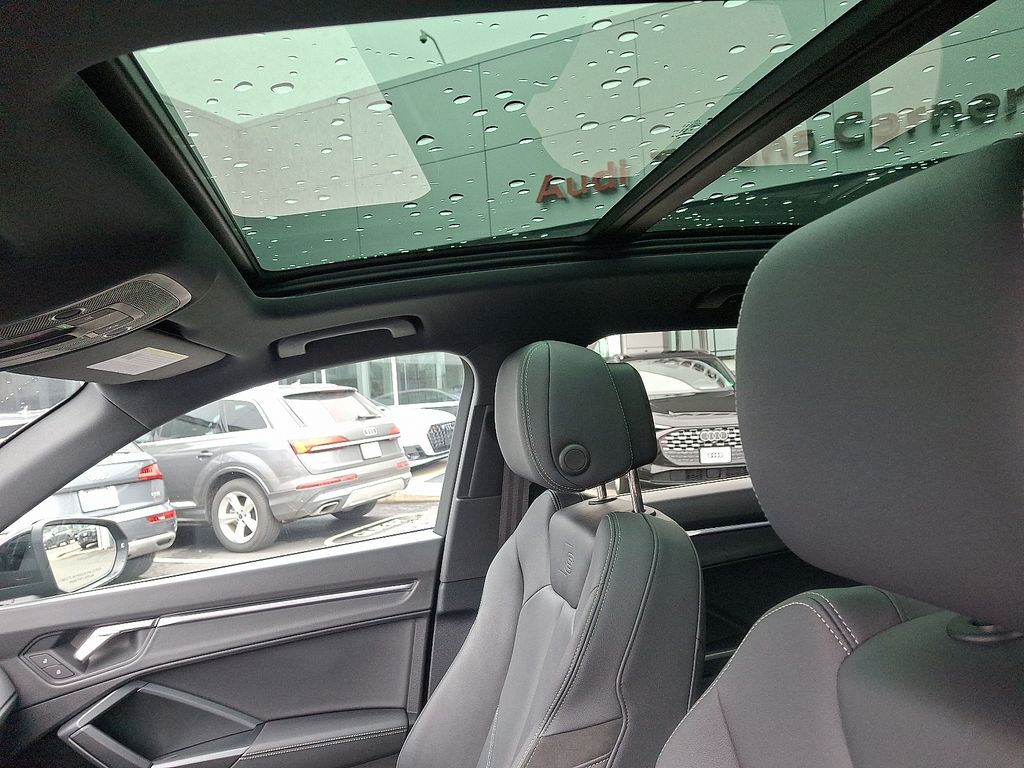 Thumbnail: 2022 Audi Q3 - 14