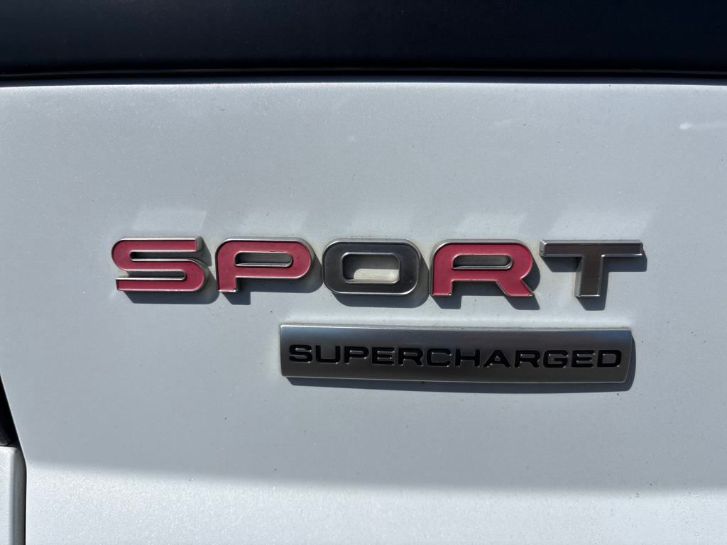 2016 Fuji White Land Rover Range Rover Sport 5.0L V8 Supercharged 4X4 SUV