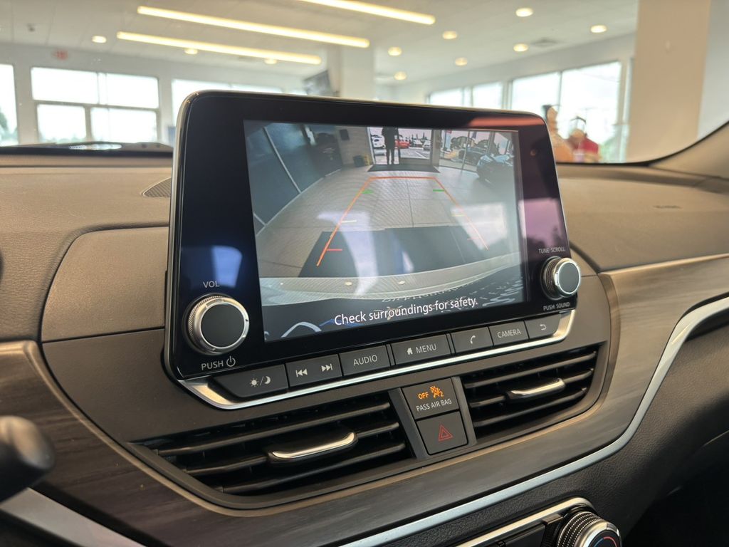 2025 Nissan Altima 2.5 SV