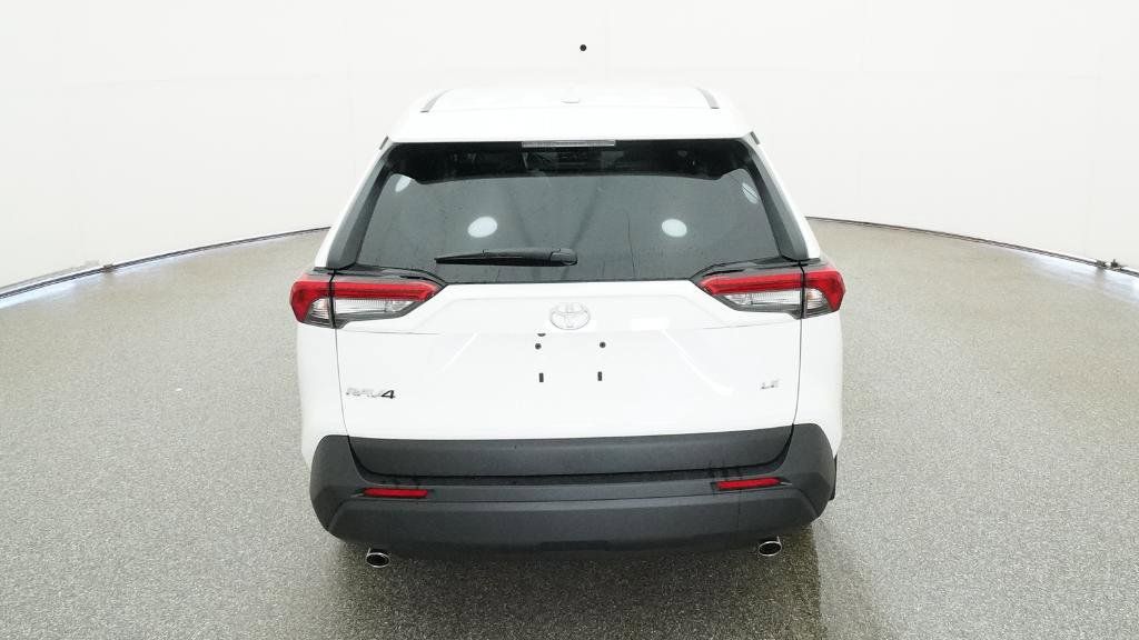 2025 Toyota RAV4 LE 16