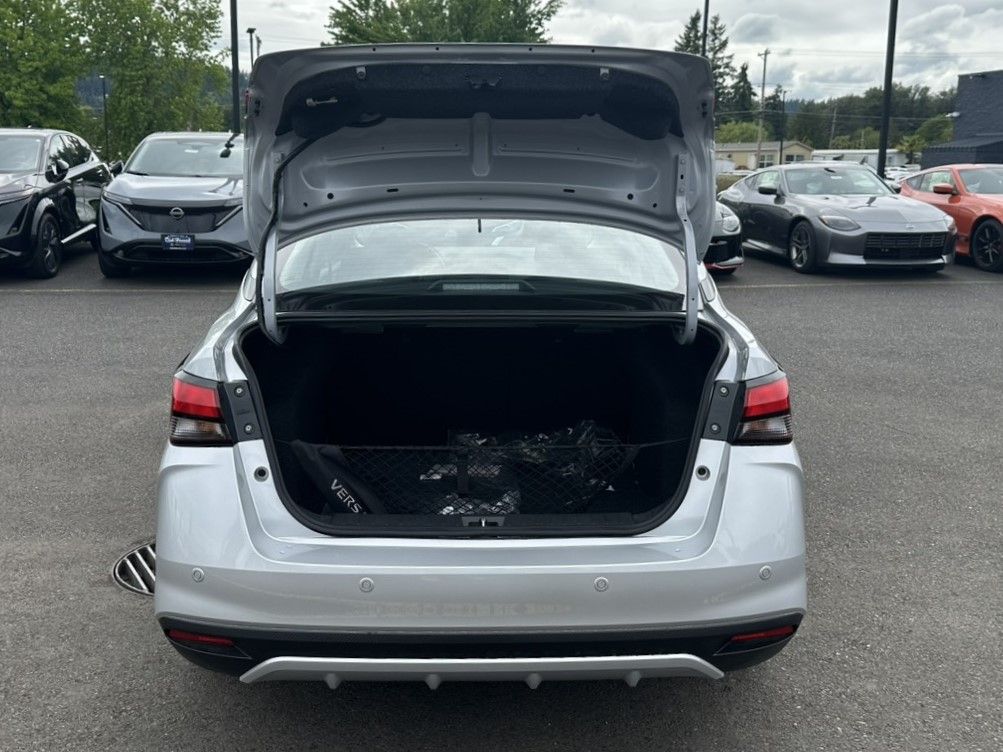 2025 Nissan Versa 1.6 S