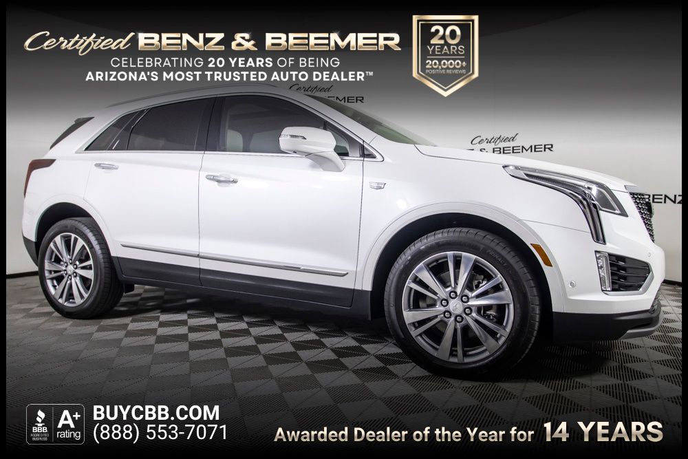 Crystal White Tricoat 2026 Cadillac XT5 SUV / Crossover Four-Wheel Drive 9-Speed Automatic