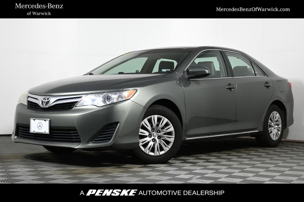 2013 Toyota Camry LE -
                Warwick, RI