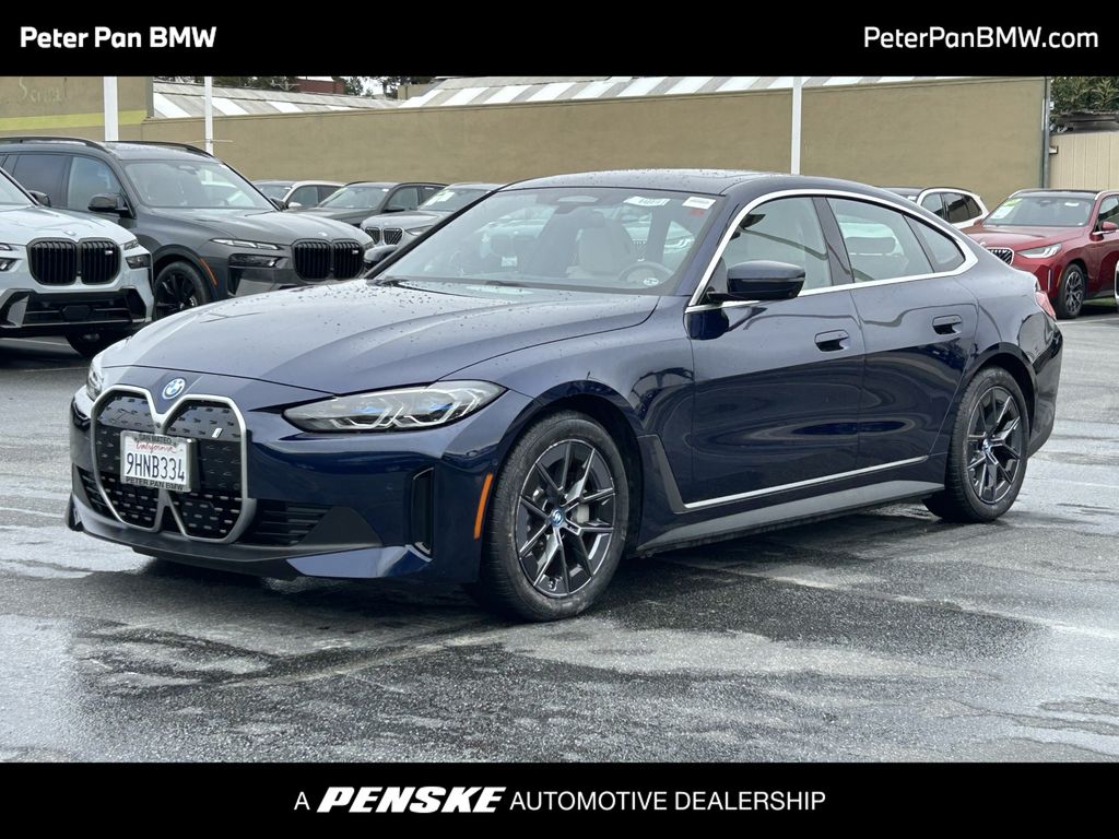 Thumbnail: 2023 BMW i4 - 1