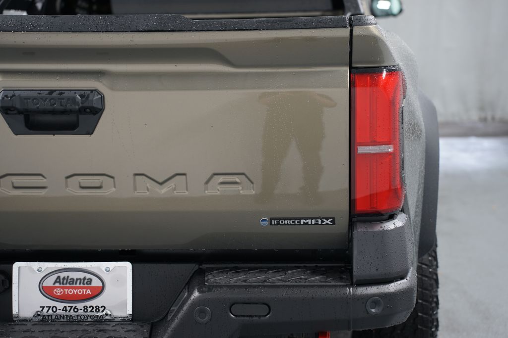 2025 Toyota Tacoma Trailhunter 12