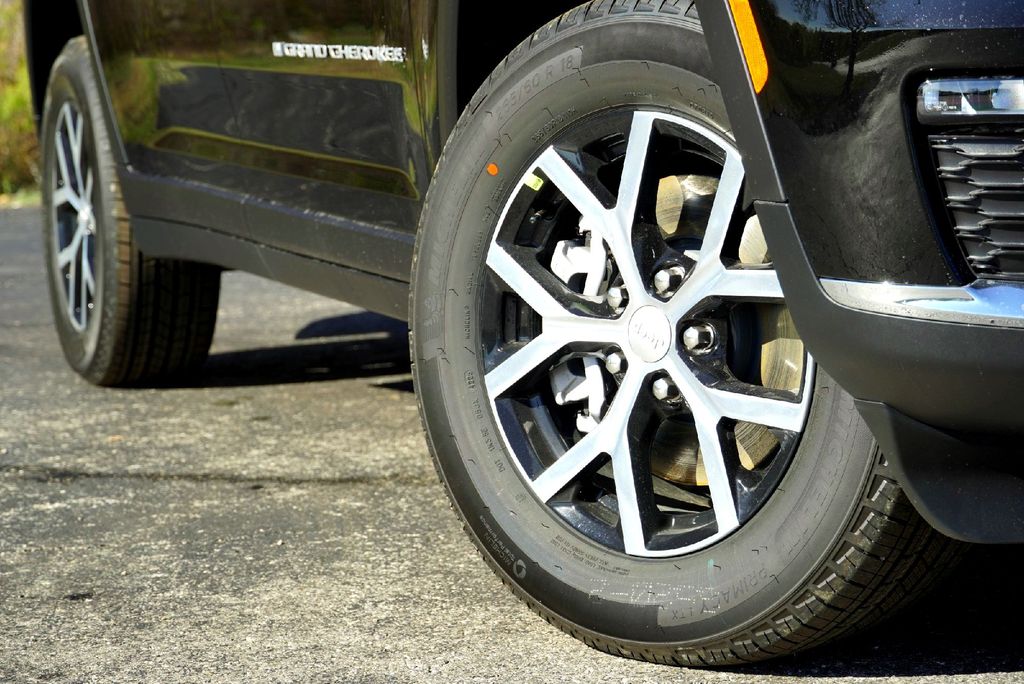 New Car 2025 Jeep Grand Cherokee L  Limited For Sale Under $50,000 In Taylor, Texas