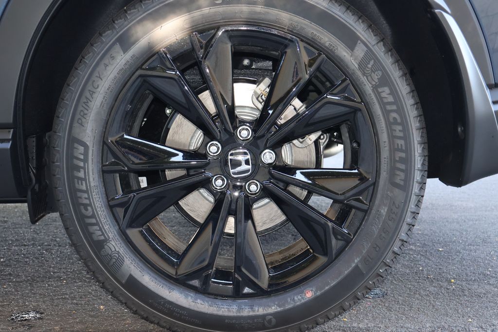 2025 Honda CR-V Sport Touring 18