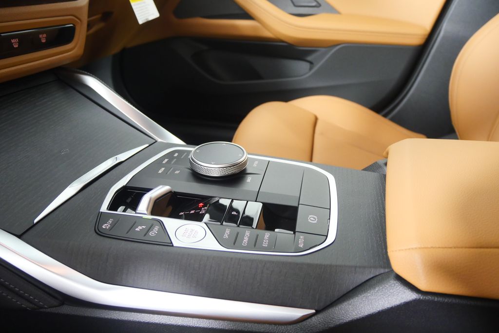 Thumbnail: 2026 BMW 4 Series - 22