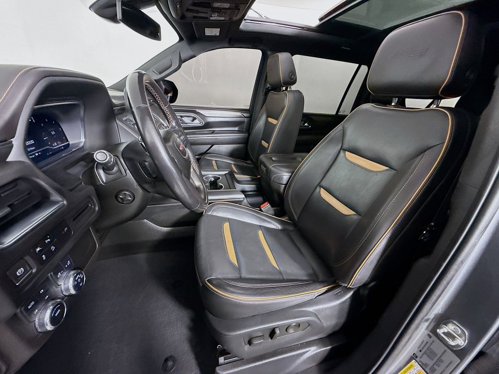 Thumbnail: 2022 GMC Yukon XL - 22