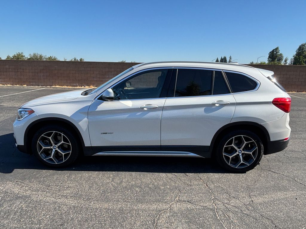 Thumbnail: 2018 BMW X1 - 8
