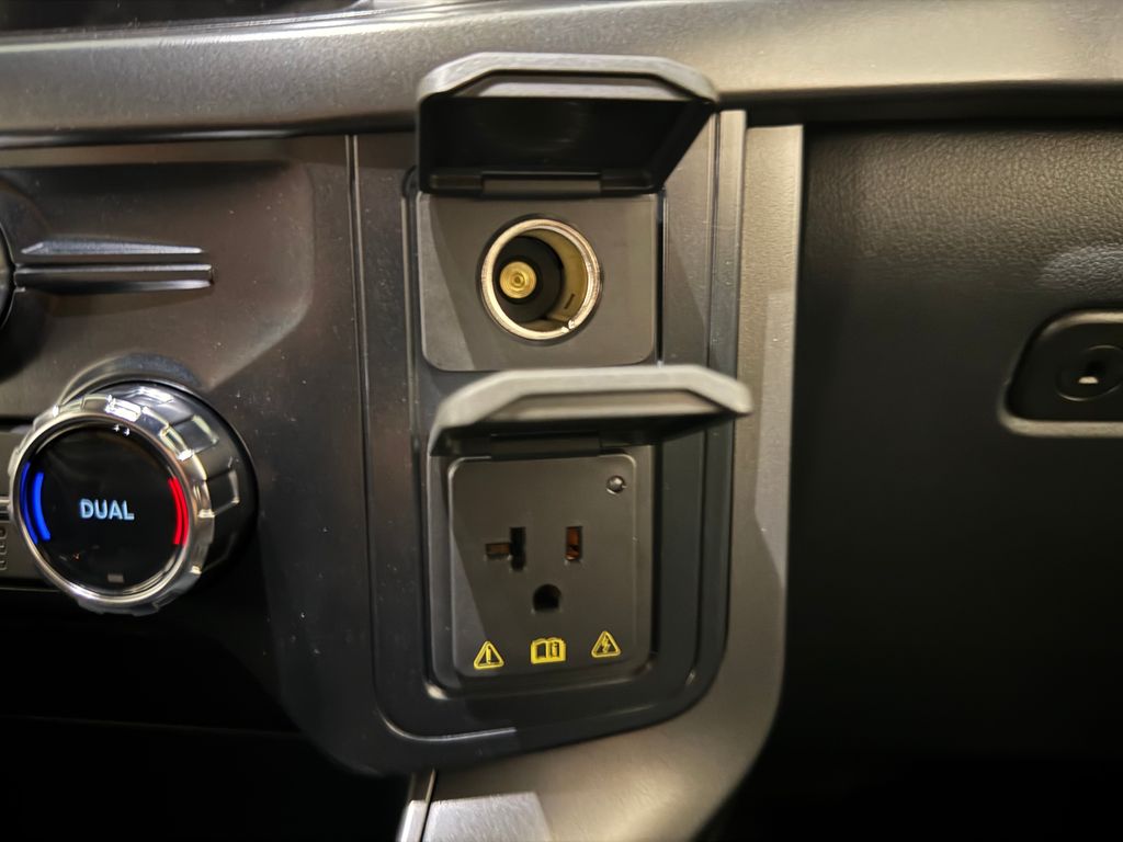 New 2026 White Ford Tremor image 37