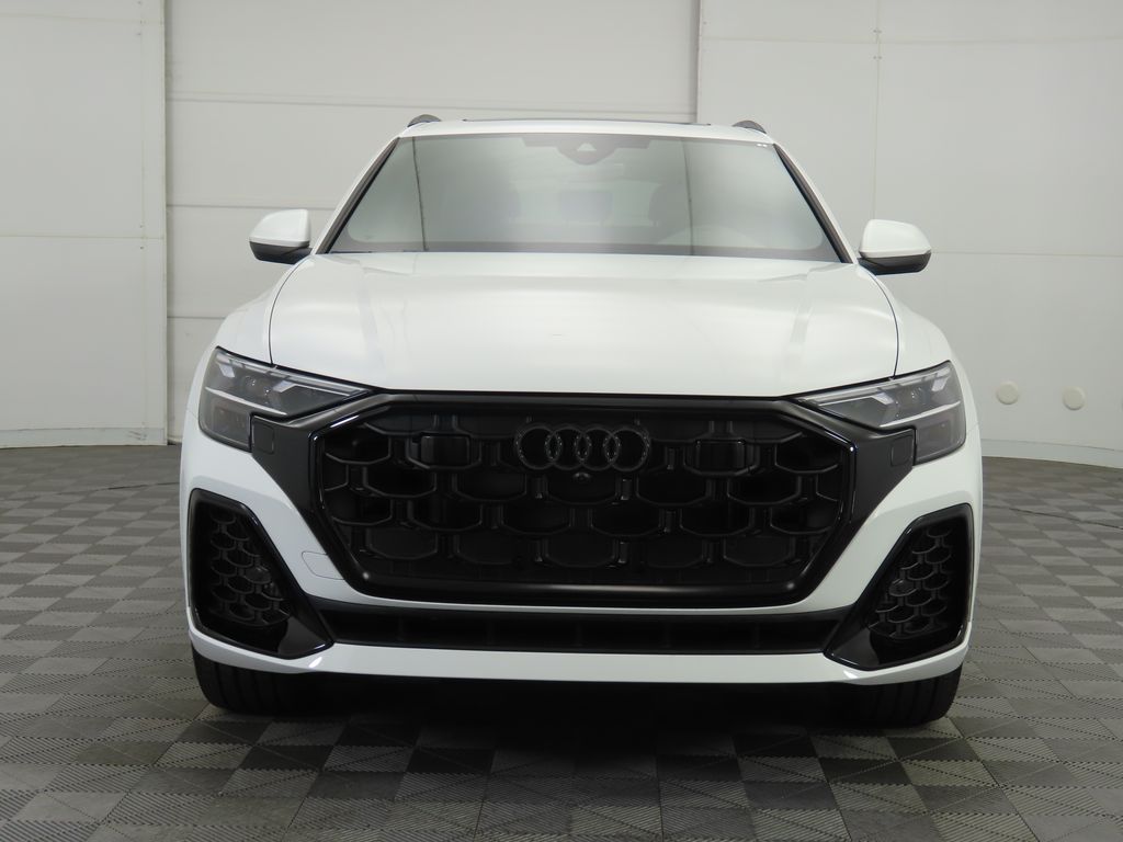 Thumbnail: 2025 Audi Q8 - 2