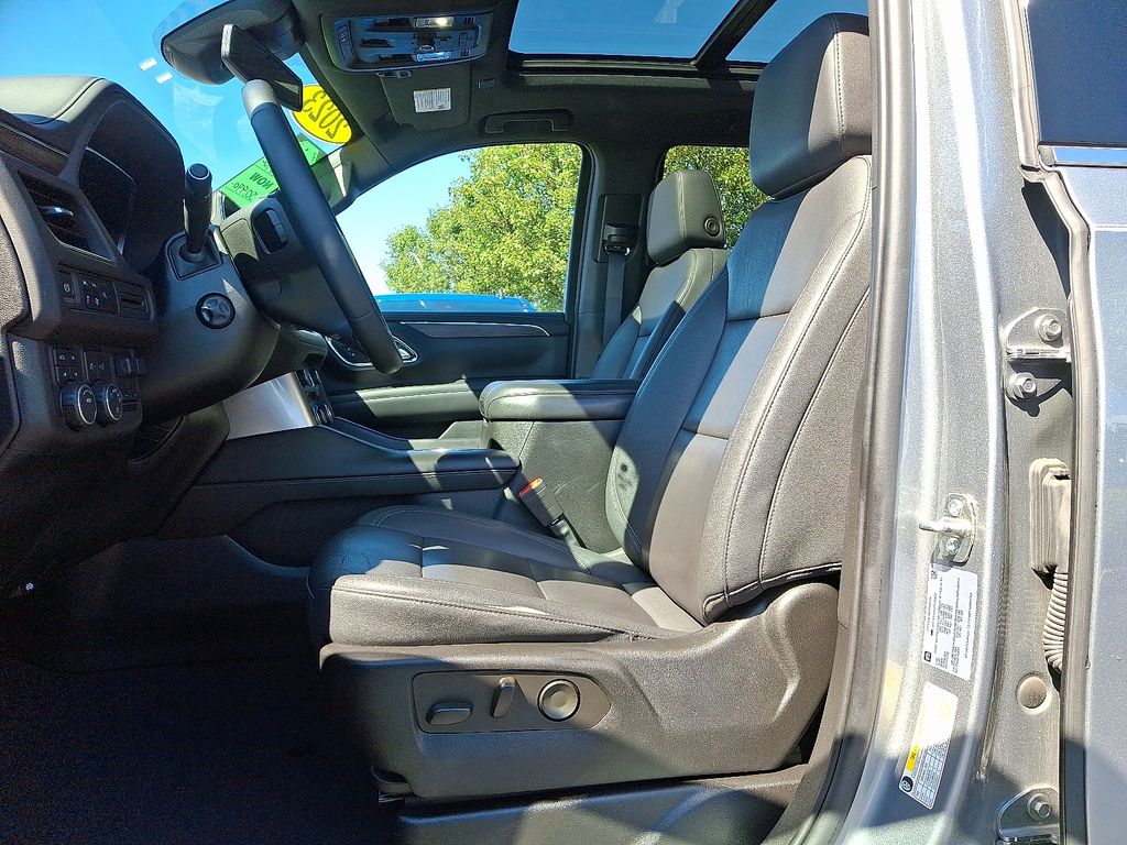 Thumbnail: 2023 Chevrolet Tahoe - 15