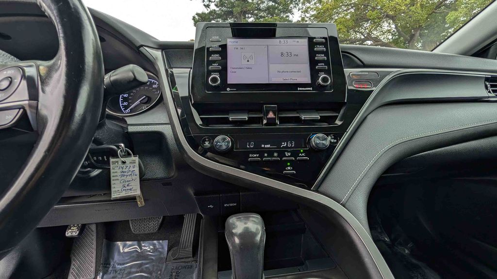 Used 2022 Toyota Camry SE 4D Sedan