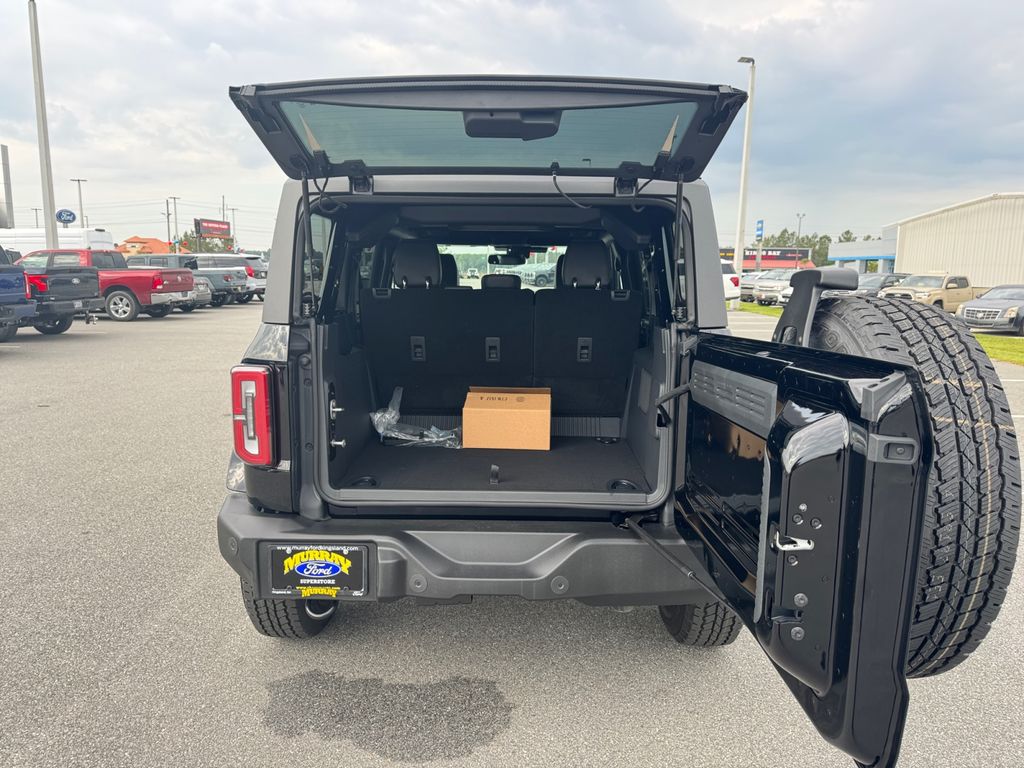 2026 Shadow Black Ford Bronco Outer Banks 4X4 SUV