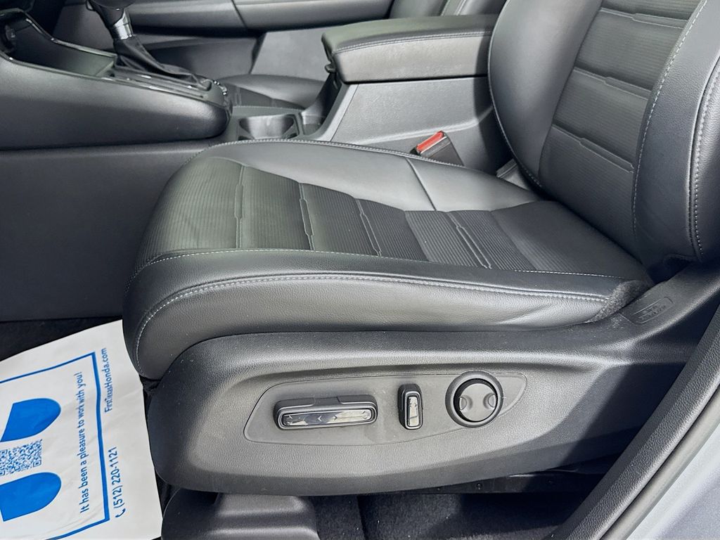 Used Car 2024 Honda Cr-v  Ex-l For Sale Under $30,000 In Austin, Texas