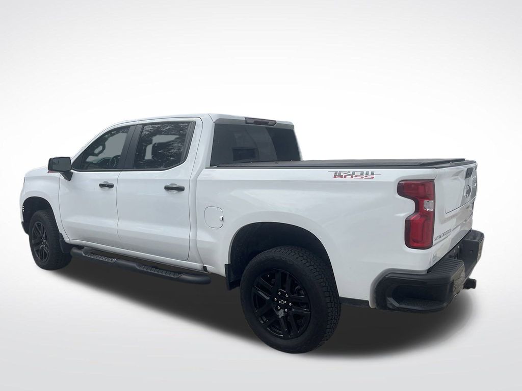 2024 Chevrolet Silverado 1500 LT Trail Boss 5