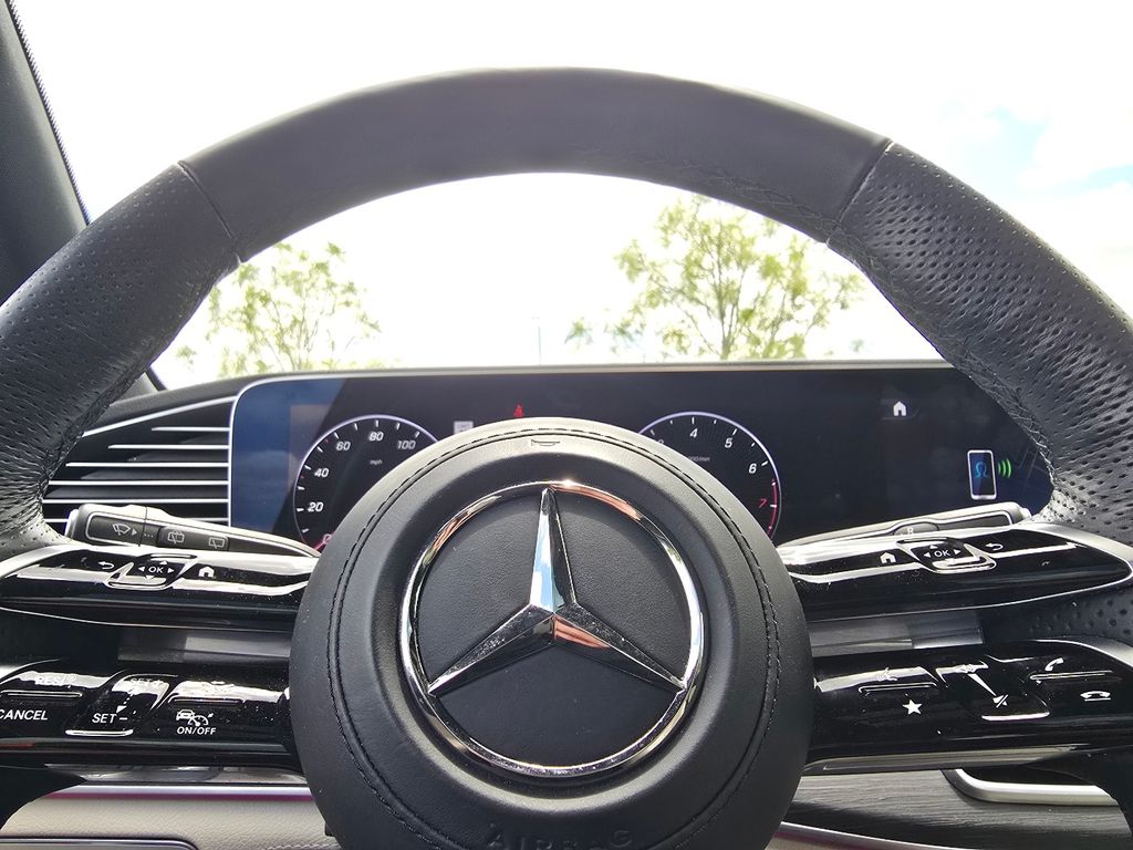 Certified Used 2025 Silver Mercedes-Benz GLS 450 image 29