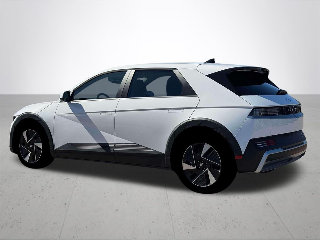 2026 Hyundai IONIQ 5 SE
