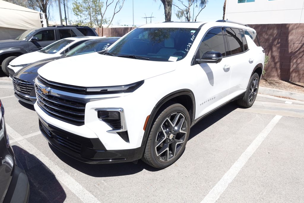 2025 Chevrolet Traverse AWD High Country's photo
