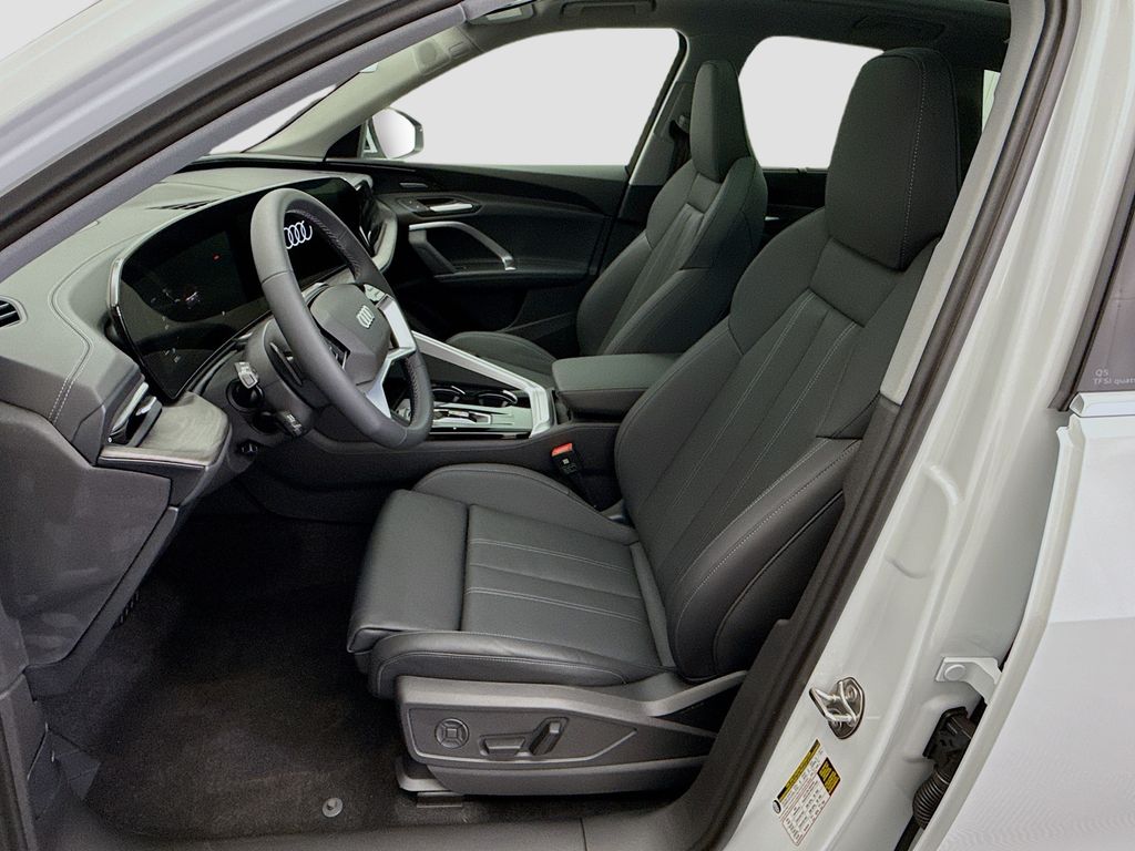 Thumbnail: 2025 Audi Q5 - 18