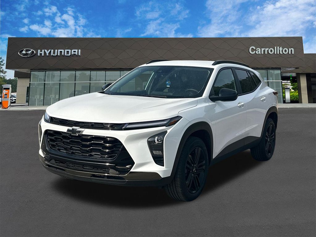 Summit White 2025 Chevrolet Trax Activ FWD SUV / Crossover Front-Wheel Drive 6-Speed Automatic