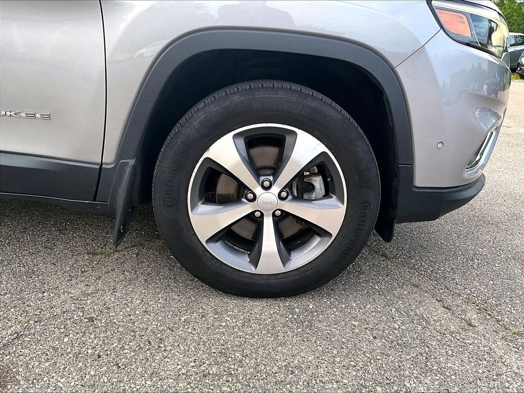 2021 Jeep Cherokee — photo 7