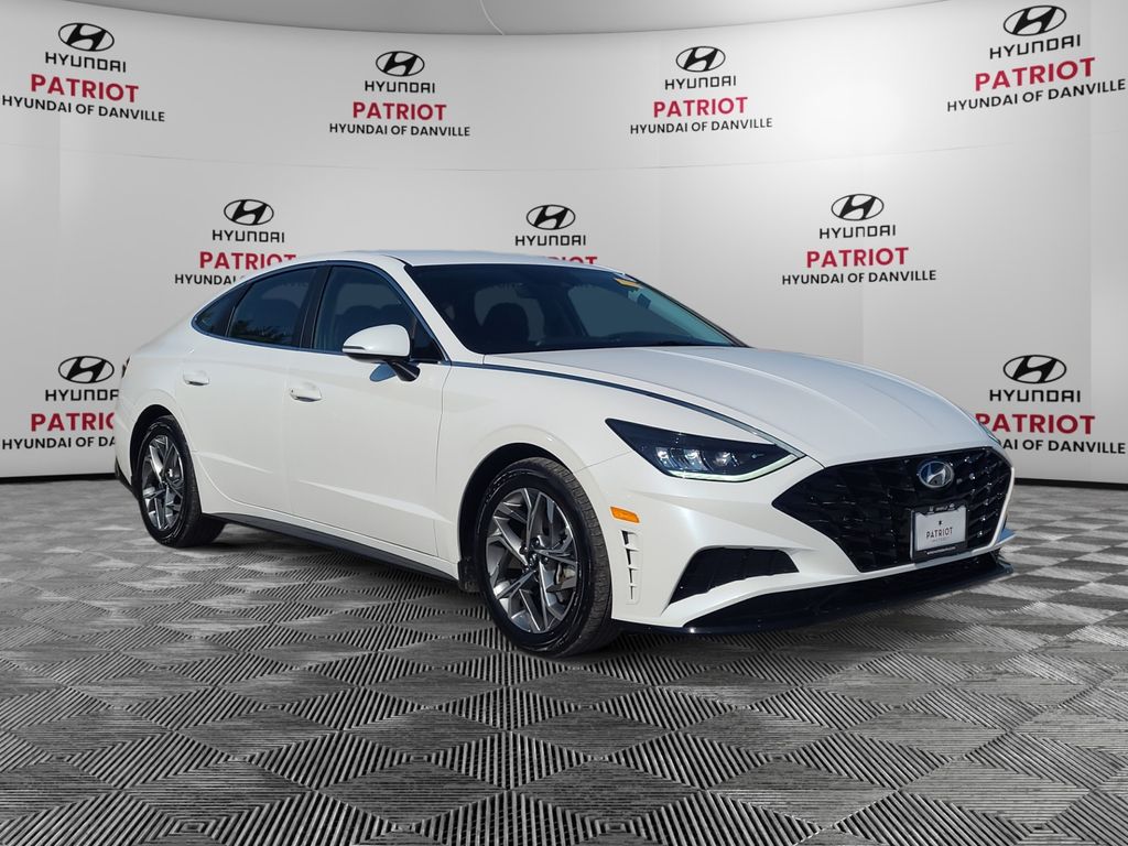 Quartz White 2022 Hyundai Sonata Sedan Front-Wheel Drive 8-Speed Automatic