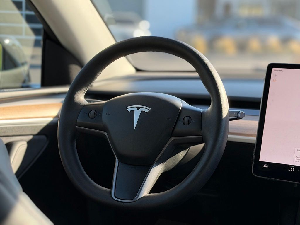 Used 2025 Tesla Model Y SUV