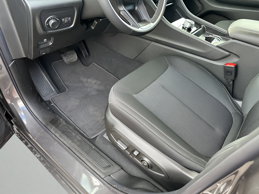 New Car 2025 Jeep Grand Cherokee  For Sale Under $40,000 In Austin, Texas