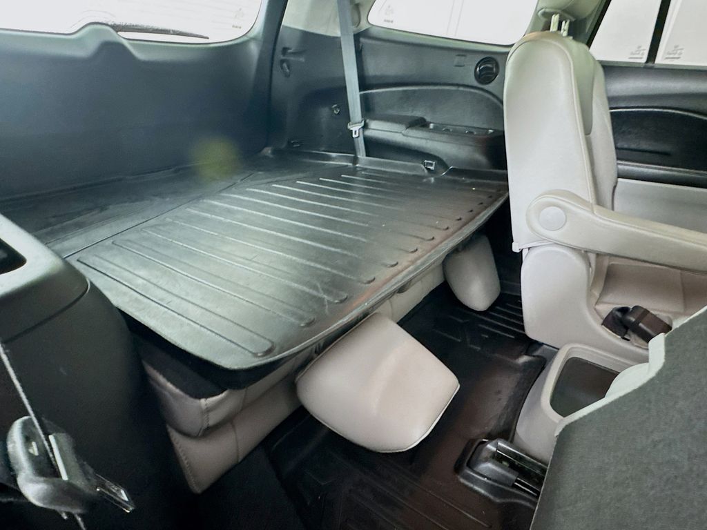 Used Car 2016 Honda Pilot  Elite For Sale Under $20,000 In Austin, Texas