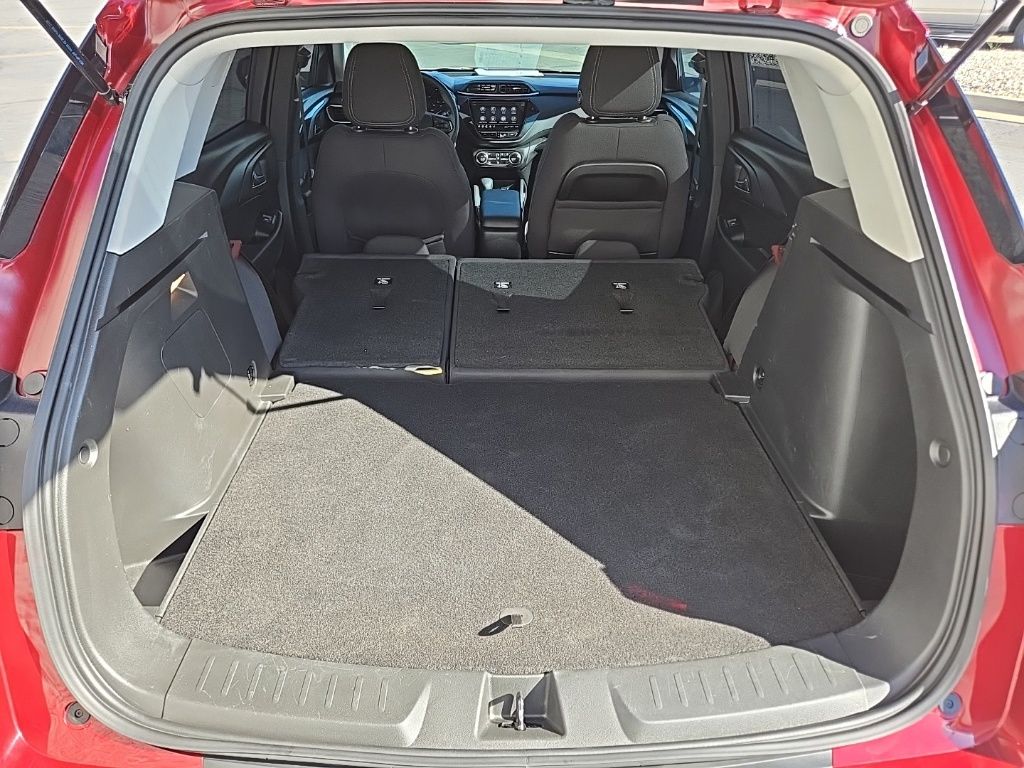 Used 2023 Red Chevrolet LT image 46