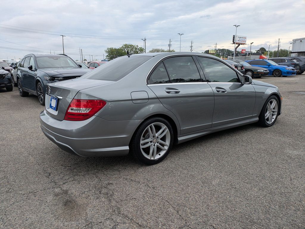 2014 Mercedes-Benz C 250 Luxury