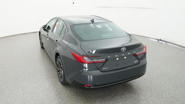 2025 Toyota Camry XLE 2