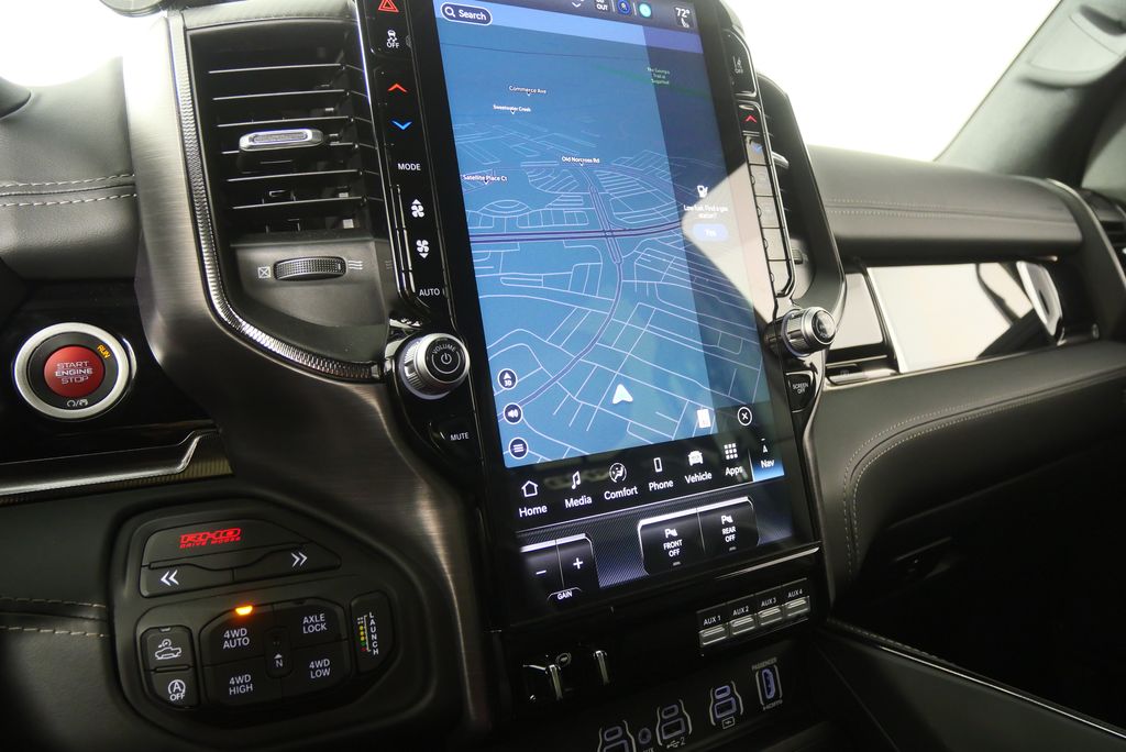 Thumbnail: 2025 RAM 1500 - 25