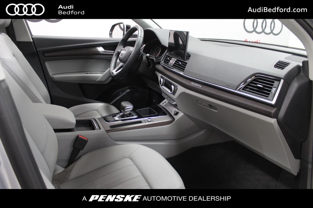 Thumbnail: 2022 Audi Q5 - 25